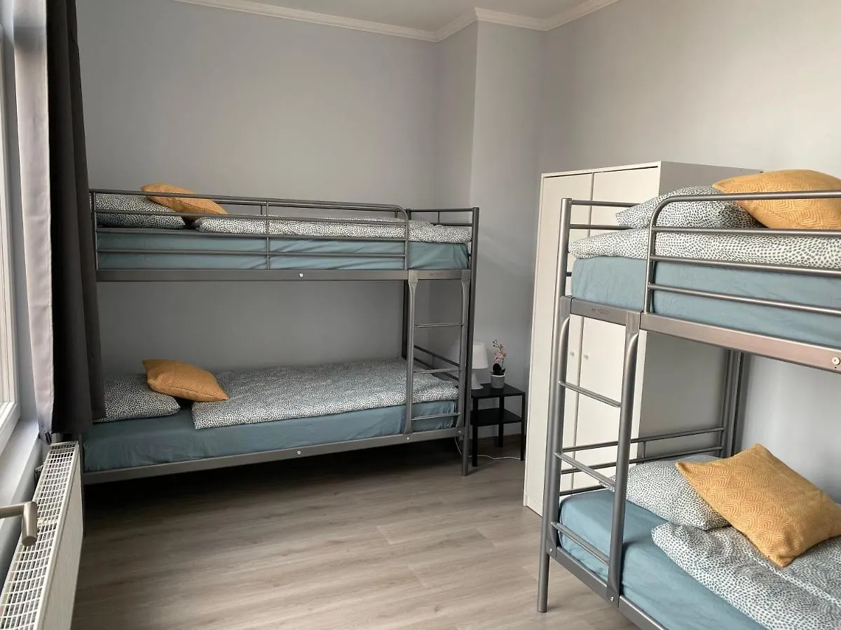 Apartments Plantin 3 Sleeping Rooms 2 Bathrooms. Antwerpen 0*,  Belgien