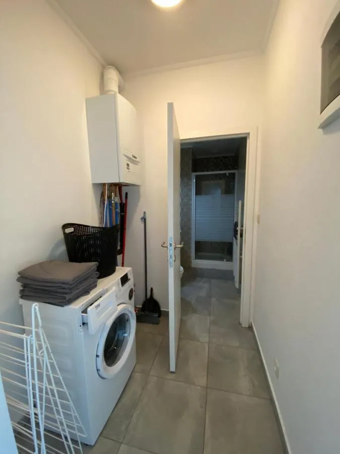 Apartments Plantin 3 Sleeping Rooms 2 Bathrooms. Anvers 0*,